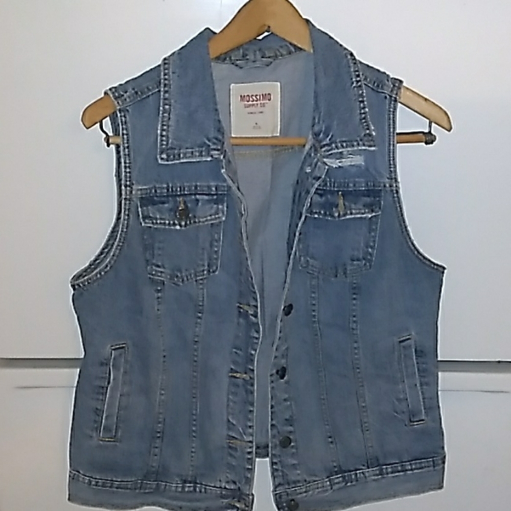 Women's distressed denim vest